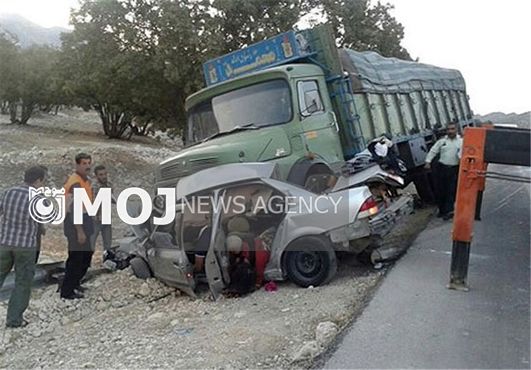 برخورد با ۲۲ هزار و ۵۰۰ خودروی سنگین در لاین سرعت