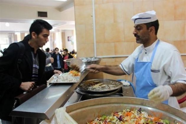 صندوق رفاه دانشجویان اقلام غذایی دانشگاهها را تهیه می کند