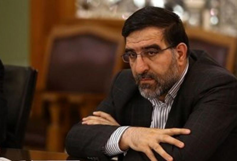 انتقاد امیرآبادی به علی مطهری درباره ورود مجلس خبرگان به دغدغه معیشتی مردم