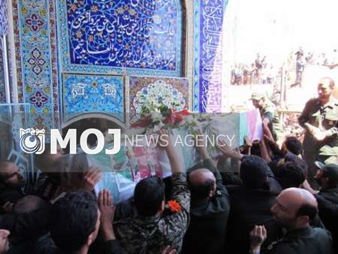 پیکر مامور نیروی انتظامی در شهر بندر امام خمینی(ره) تشییع شد