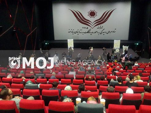 اکران بارکد ۳ زندانی غیرعمد را آزاد کرد
