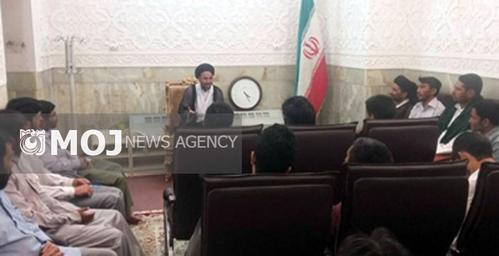 برگزاری تفسیر موضوعی قرآن ویژه اردو زبانان در حرم کریمه اهل بیت(س)