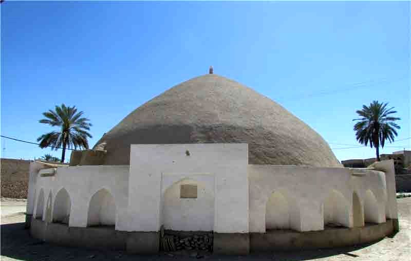 تبدیل برکه های باران به مرکز هرمزگان شناسی
