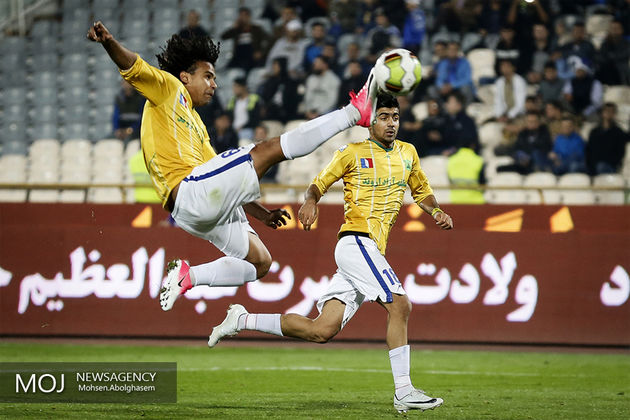 صنعت نفت با نتیجه 4 - 1 مقابل سیاهجامگان به برتری رسید