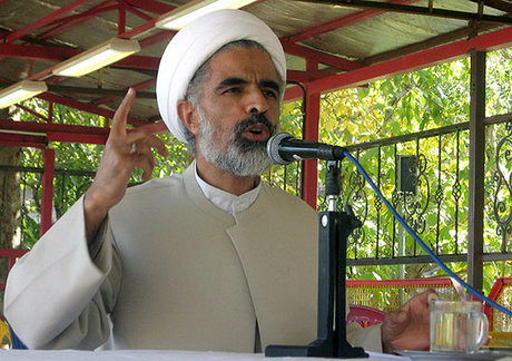 به گزینش چه مربوط از فرد سوال کند که از چه کسی تقلید میکند