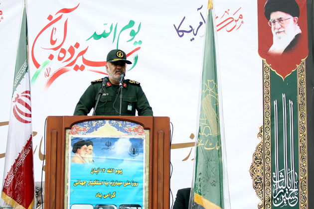 دشمنان بداند سپاه نهاد مردمی و پیش مرگ مردم و آبروی ملت است