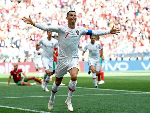 رونالدو ابتدا به ناپولی پیشنهاد داده شد