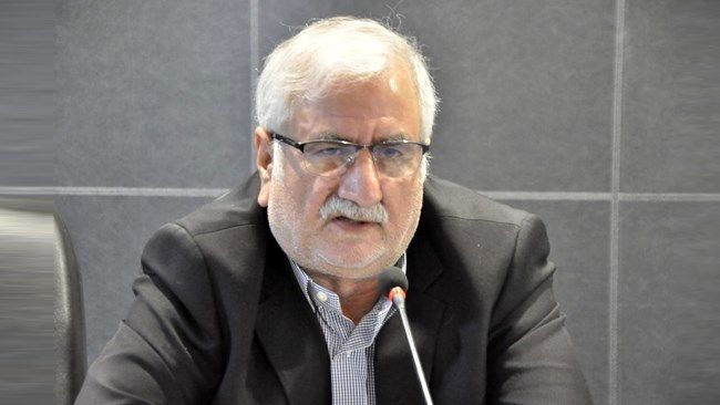 دولت تحت هیچ شرایطی نباید جلوی صادرات را بگیرد