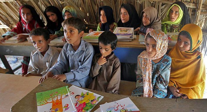 اجرای طرح خواهرخواندگی میان مدارس متمول تهران با مدارس محروم
