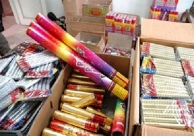 کشف 6 هزار مواد محترقه غیرمجاز در نطنز