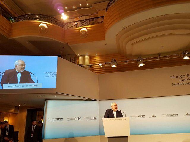 ظریف: مسائل منطقهای را باید با گفتوگو حل کرد/ مذاکرات هستهای موفقیتی سیاسی برای همه بود