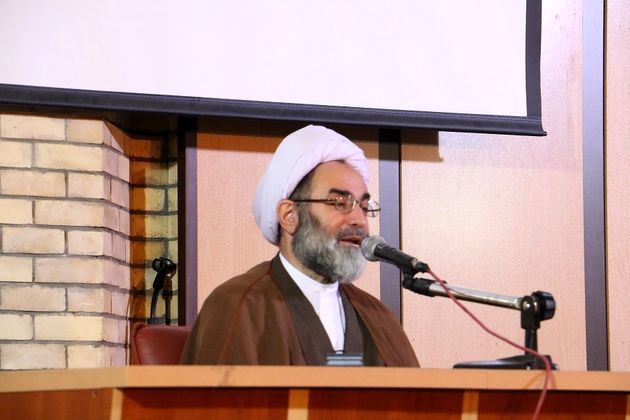 جهان امروز جهان مبارزه قدرتهای نرم است/لزوم ترویج و نهادینه شدن فرهنگ عفاف و حجاب در جامعه