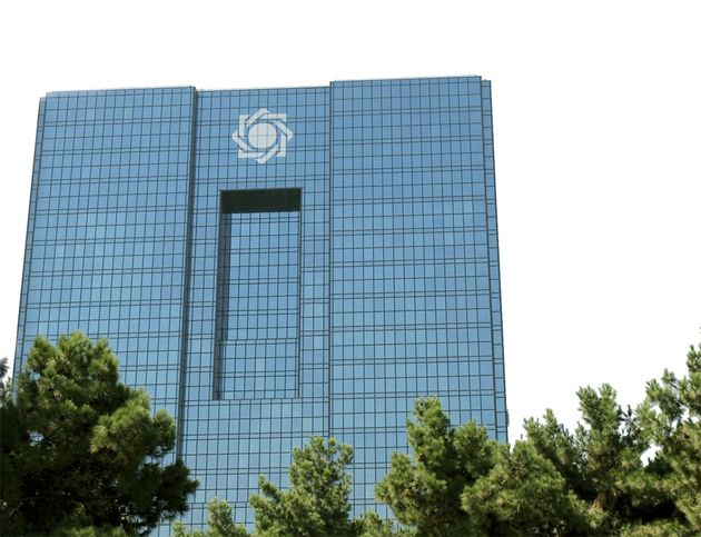 تحولات جهانی، دلیل رشد ۳۰۰ ریالی نرخ دلار در بازار بین بانکی