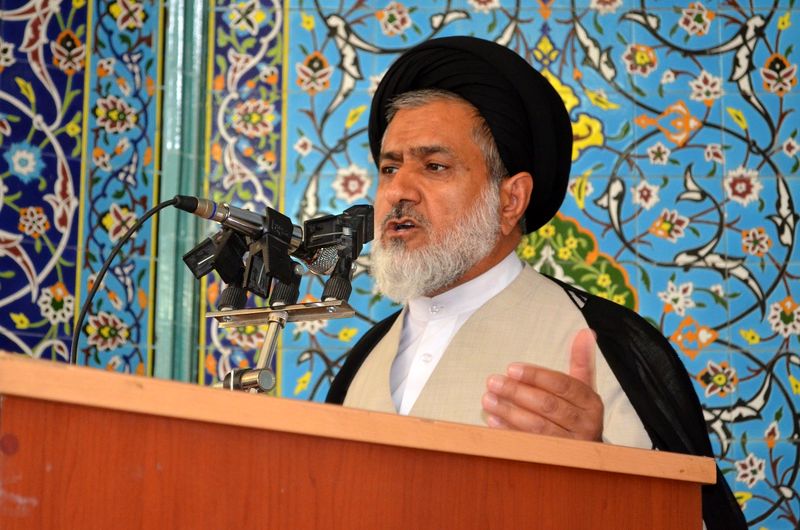 دانشجویان مراقب سوء استفاده دشمنان از روز د انشجو باشند