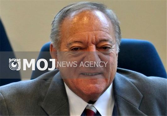 واکنش آیان به اعتراض ایرانیها: خداحافظ!