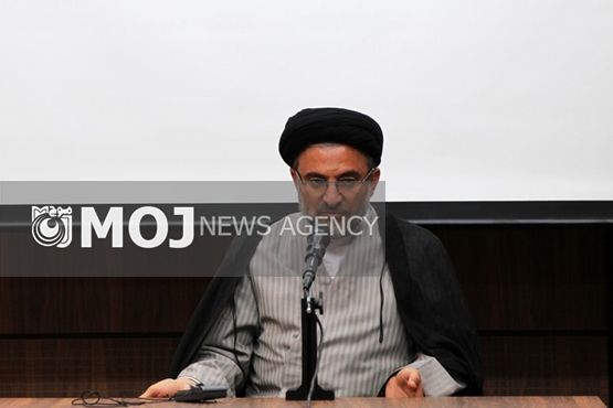 کاش نمیگذاشتیم کتابفروشیهای ناصرخسرو، لوازم آرایشی شوند!