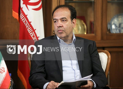 جلال پور از ریاست اتاق ایران کنارهگیری کرد
