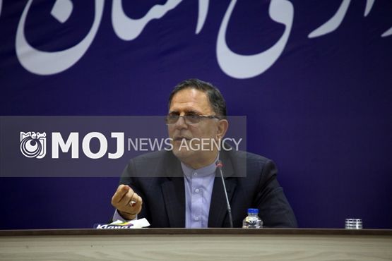ساختار نامتعادل در نظام بانکی کشور وجود دارد