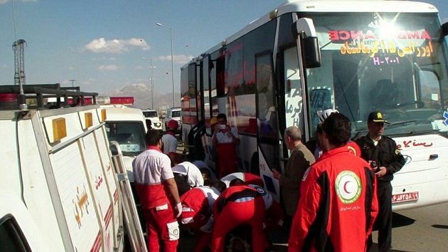 ۶ تن از اتباع ترکیه در تصادف مینیبوس با اتوبوس کشته شدند
