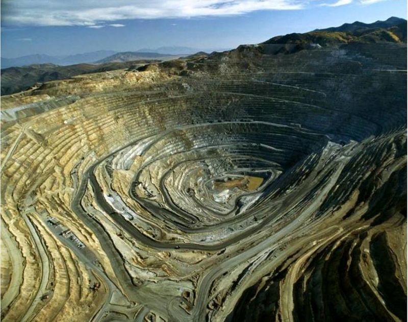توقف طرح های معدنی در نتیجه ممنوعیت واردات ماشین آلات معدنی