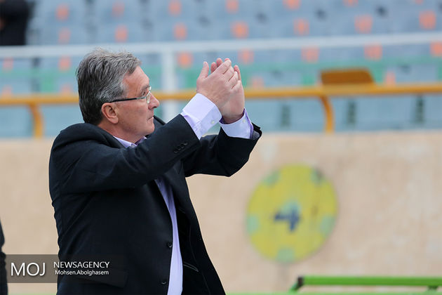 فدراسیون فوتبال عراق به دنبال جذب سرمربی پرسپولیس