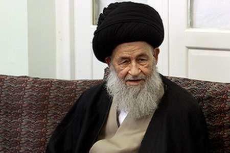 آیتالله علوی گرگانی رأی خود را به صندوق انداختند