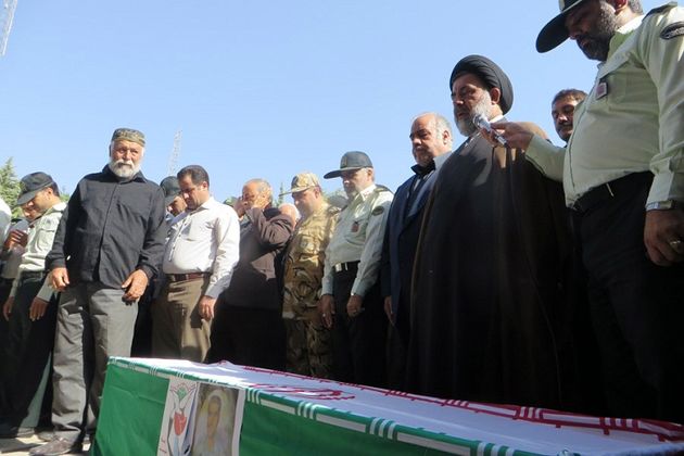 تشییع پیکر شهید منوچهر کرمی در خرمآباد برگزار شد