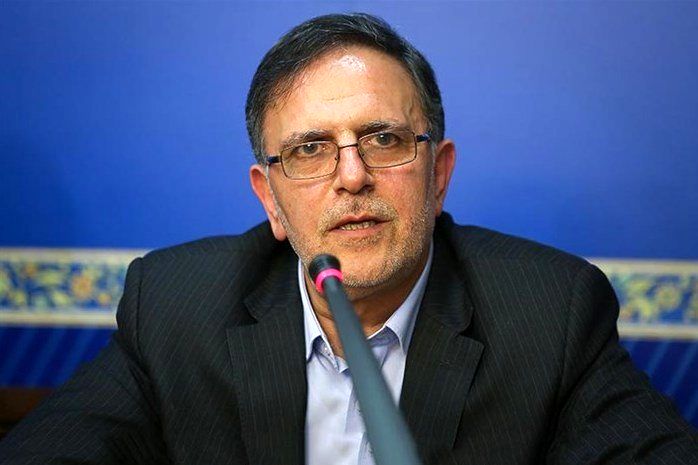 نظام بانکی دچار تنگنای اعتباری است