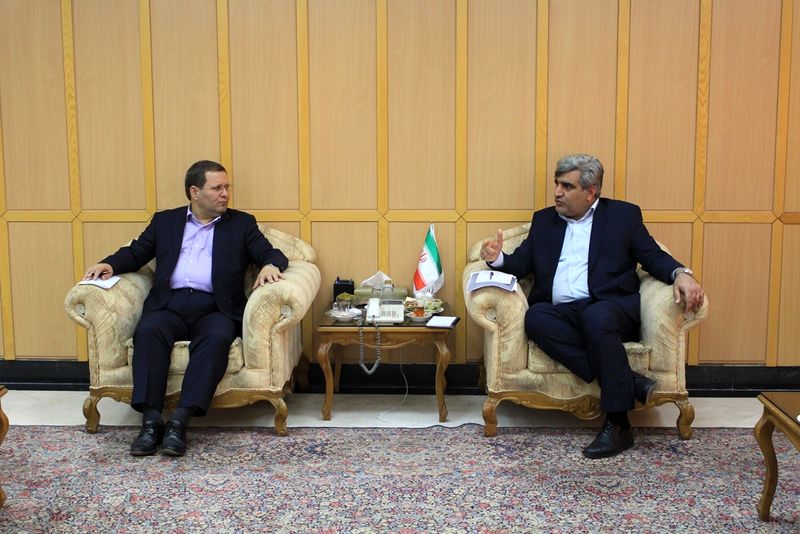 از سرمایهگذاری در صنعت نساجی حمایت میکنیم