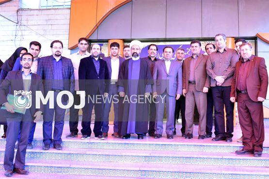 استاندار به خانه مطبوعات و خبرگزاریهای لرستان رفت