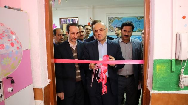 گشایش کلاس تعاملی مبتنی بر تبلت دانش آموزی در رشت