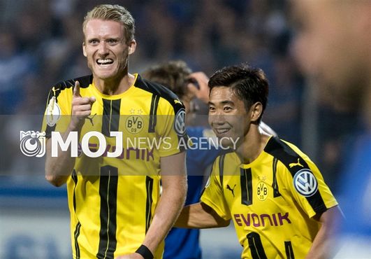 دورتموند و هامبورگ به دور دوم صعود کردند