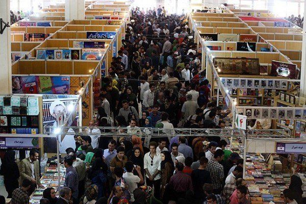 حضور پرشور گیلانیان در نمایشگاه کتاب تهران