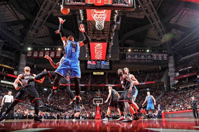 ادامه پیروزیهای گلدن استیت در NBA