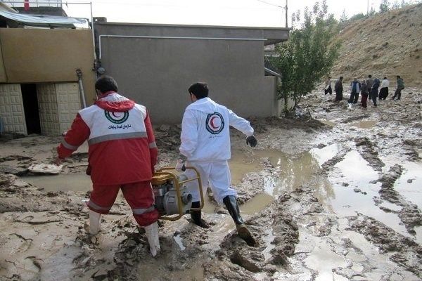 امدادرسانی جمعیت هلال احمر اصفهان به بیش از 6 هزار آسیب دیده از سیل