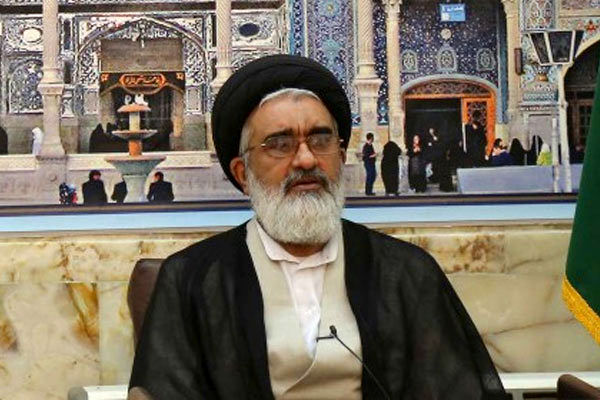نباید امر به معروف فقط منحصر پوشش بانوان باشد