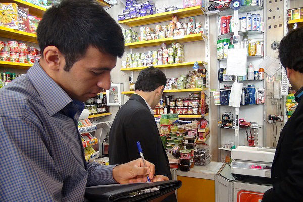 نظارت 70 بازرس بهداشت بر مراکز مواد غذایی در کرمانشاه