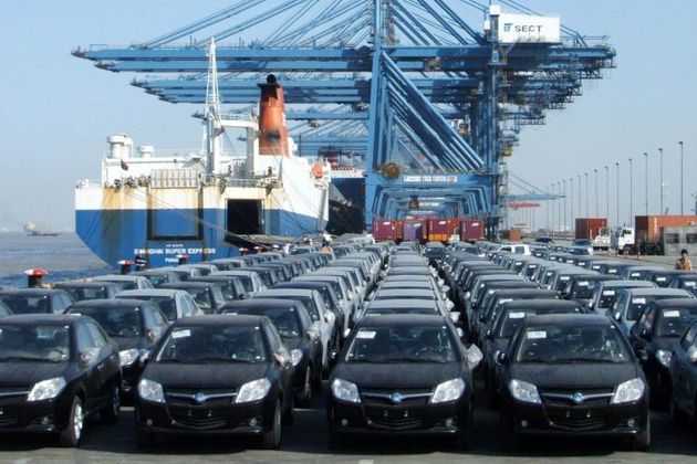 عملیات ترخیص ۴۵۰۰ خودرو ثبت سفارش شده غیر قانونی، در گمرکات متوقف شد