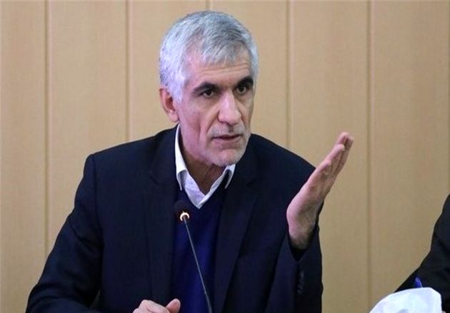 پیمانکاران مدام جلوی درب شهرداری تهران تظاهرات میکنند