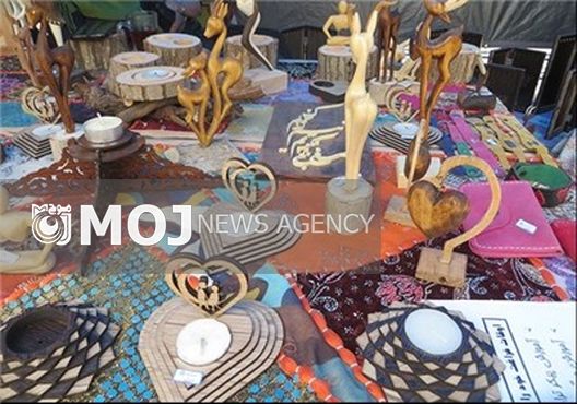 صحنه پایلوت برگزاری نمایشگاه های دایمی صنایع دستی در تمام کرمانشاه
