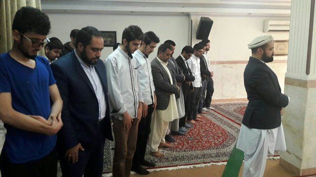 برگزاری"نماز وحدت" در دانشگاه مذاهب اسلامی در سالروز مبعث پیامبر(ص)