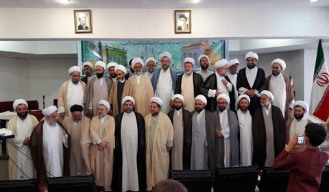 احترام و تکریم به ائمه جمعه ، احترام به ارزش های انقلابی نظام ، ولایت و رهبری است