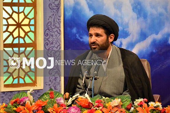 نماز جمعه بستر بصیرتافزایی در جامعه است