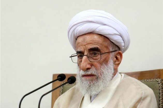 جنتی دبیر و کدخدایی سخنگو ماندند