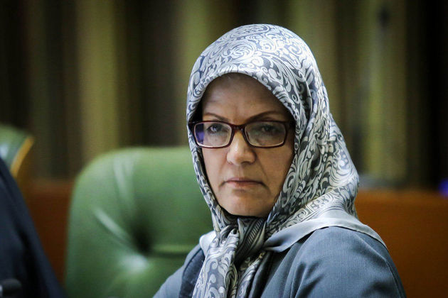 شهرداری نام سازمانها و افرادی که طرح ترافیک را می فروشند اعلام کند