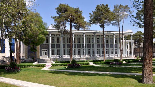 حریم بنای تاریخی هنرستان هنرهای زیبای اصفهان تعیین میشود