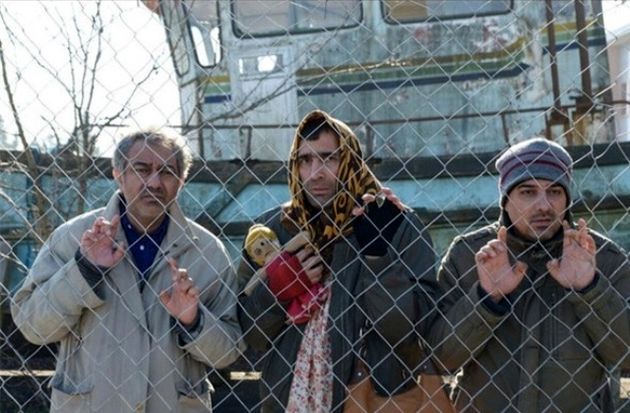 فیلم سینمایی من دیوانه نیستم نقد و بررسی می شود