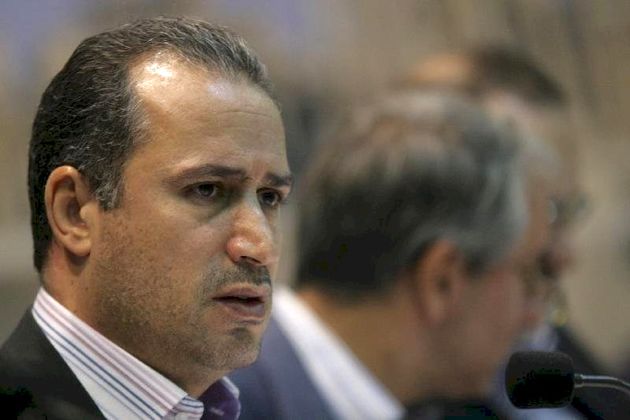 واکنش تاج به دعوت کریمی برای مناظره ای رو در رو