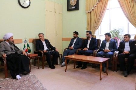 فرهنگ و هنر را باید با نگاه فلسفی دید و آن را نهادینه کرد