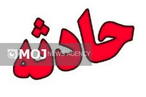 بی احتیاطی مسافر مینی بوس جان وی را گرفت